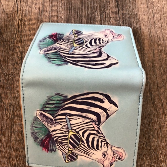 NEW🦓Zebra Small Wallet - Picture 4 of 5